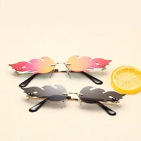 Солнцезащитные очки с волнистыми линзами #1