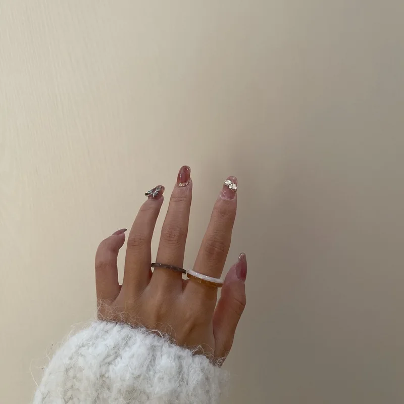 

2021 Fashion 3PCS/SET Korea Resin Round Rings Chic Simple Cute White Grey Acrylic Finger Ring for Women Jewelry Gifts Hot Sale