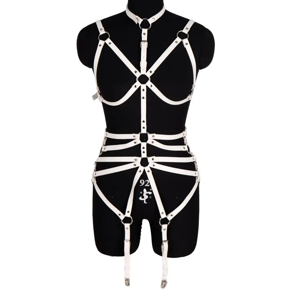 Комплект нижнего белья из белой кожи в стиле панк с кольцами и подвязками |