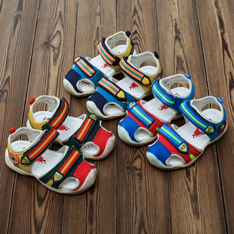 Лидер продаж детская обувь с подсветкой летняя новая модная для мальчиков Baotou