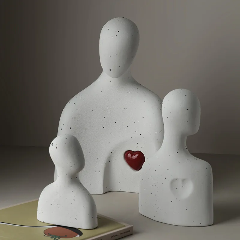 

Family Parents and Child Heart Abstract Statue Nordic Character Ceramic Office Crafts Home Living Room Decoration Christmas Gift