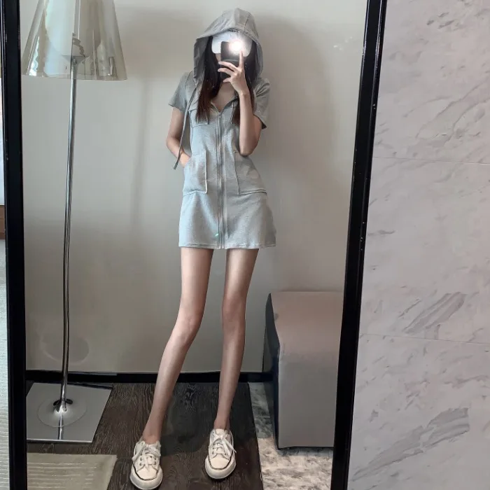 

Women's Skirt 2021 Spring and Autumn New Hong Kong Style Retro Personality Hooded Sweater Dress Temperament Slimming Short