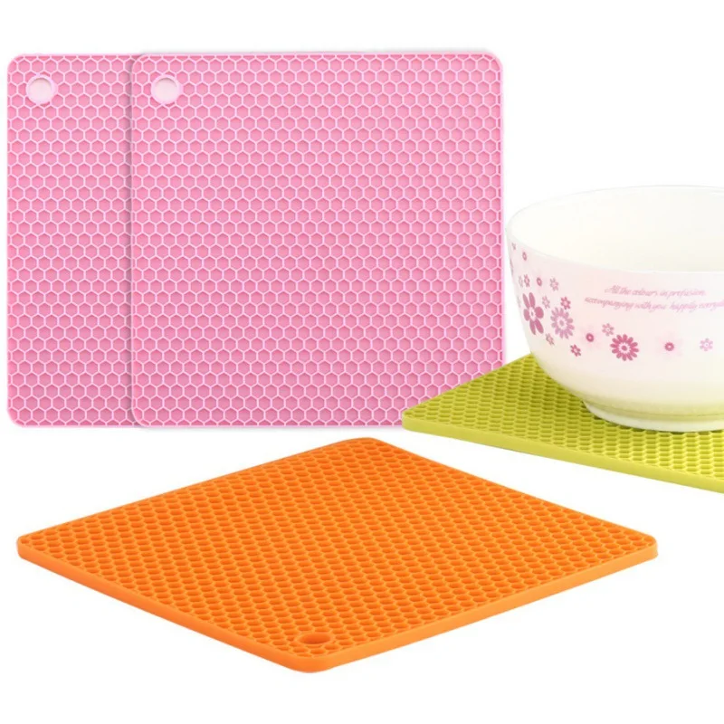 

1pc Silicone Placemats Heat-Resistant Washable And Reusable Table Mats Delicate Hooks Square Placemat Hot