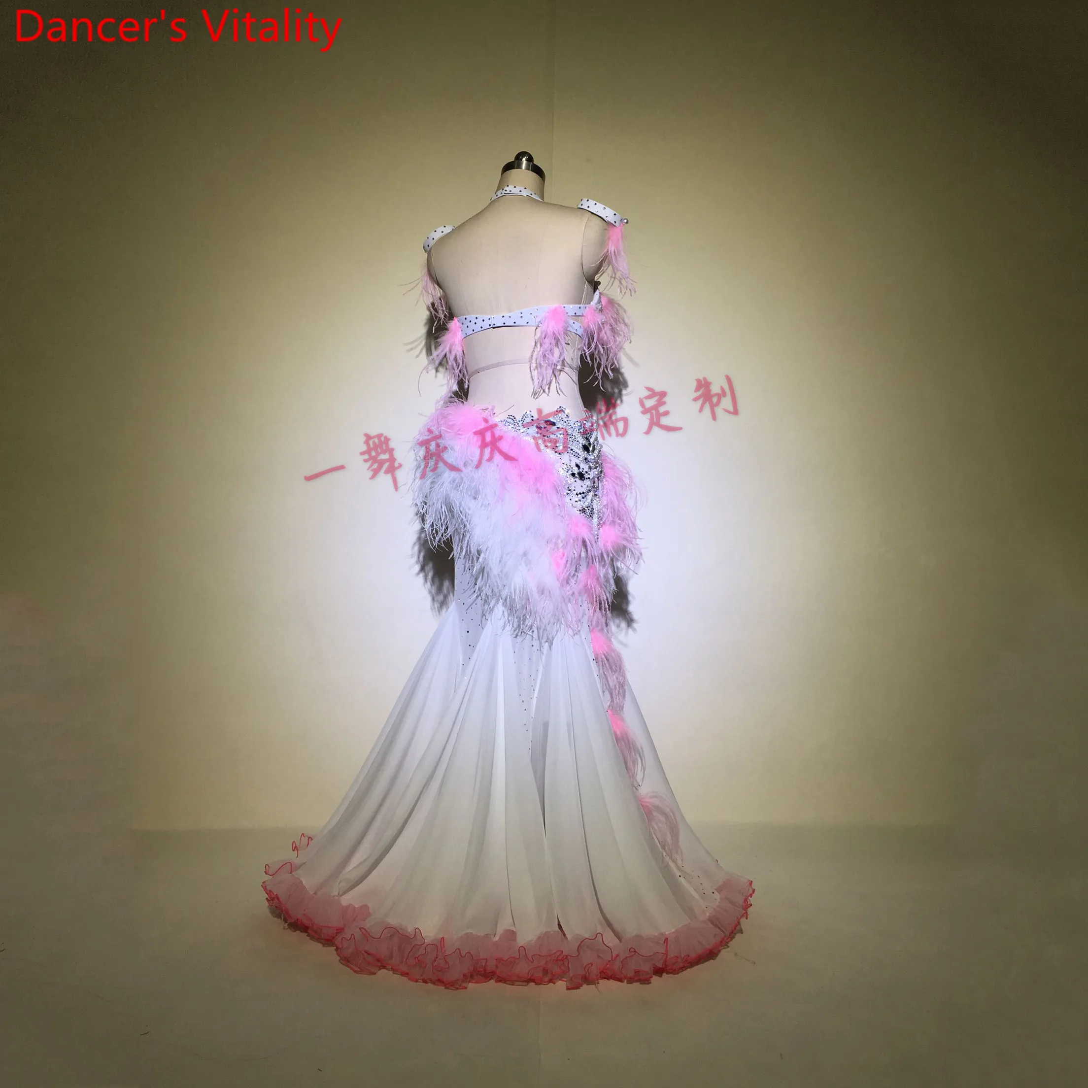 Индивидуальный Женский бюстгальтер с перьями для танца живота со сверкающими