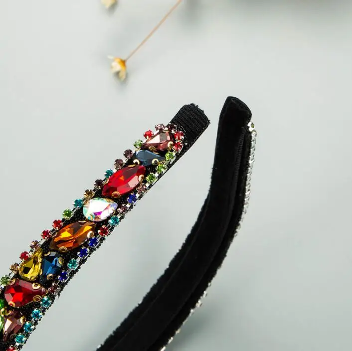 

Korea Fashion Yellow Shiny Stained Glass Rhinestone Thin Edge hairbands Temperament Catwalk Claw Chain women hair hoop