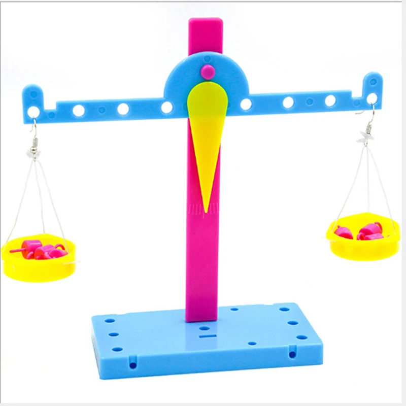 2019 DIY Material Physics Teaching for kids Students New Wholesale Plastic Educational Lever Principle Balance Scale Experiments | Игрушки и