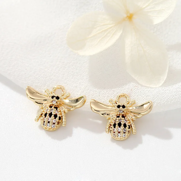Позолоченные циркониевые подвески в виде мини-пчелы 13*11 мм очаровательные