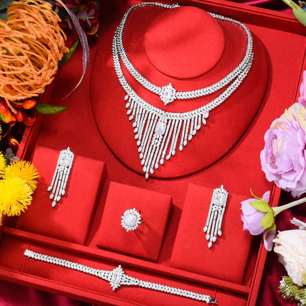 

Комплект из колье и кольца, с фианитом, 4 шт.