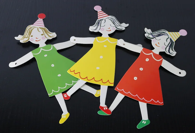 Милые Руки в руках мальчик девочка кот и собака мультяшный фон сделай сам флаг