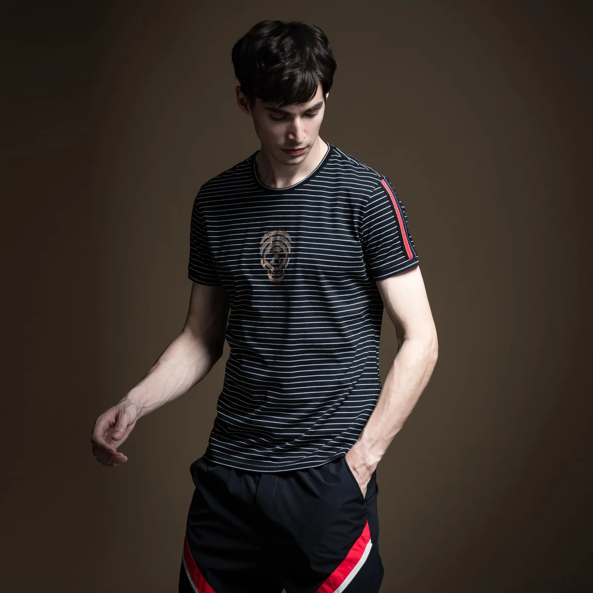 Pinli 2020 летняя новая тонкая футболка с О-образным вырезом в полоску цветным блоком