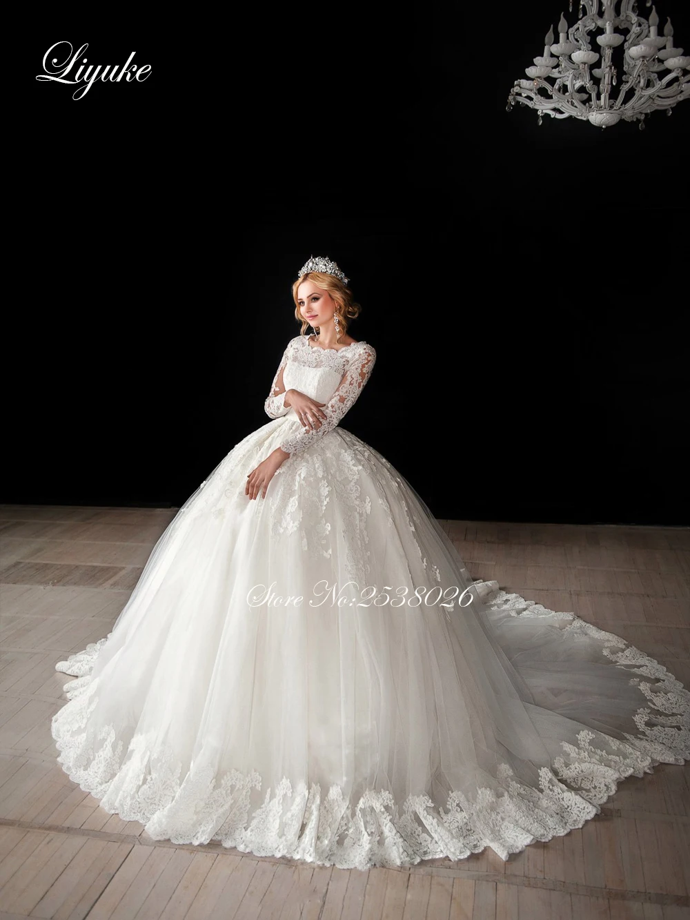 

Liyuke Ball Gown Wedding Dress 2020 New Arrival With Gorgeous Lace Full Sleeve Of Court Train Bride Dress