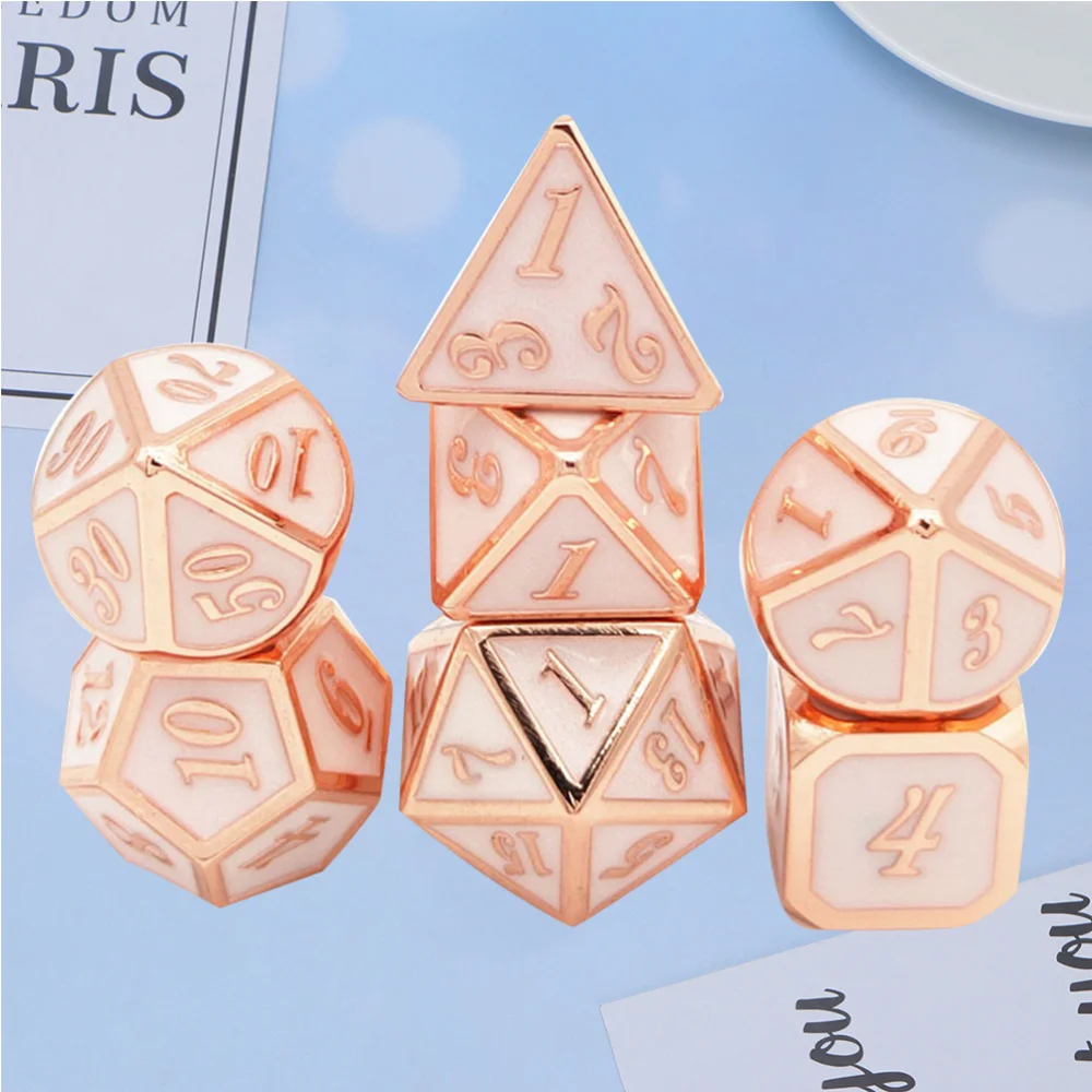 

1 Set of 7pcs Metal Dices Polyhedron Dices Entertainment Board Games Props for Club KTV )