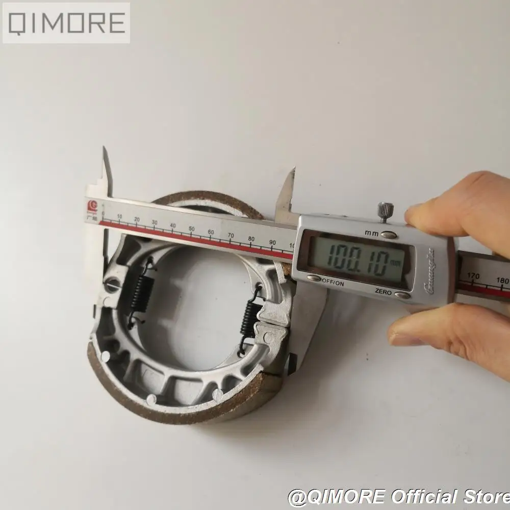 Колодки задние тормозные 106x100x25 мм для скутера мопеда квадроцикла мотоцикла 139QMB