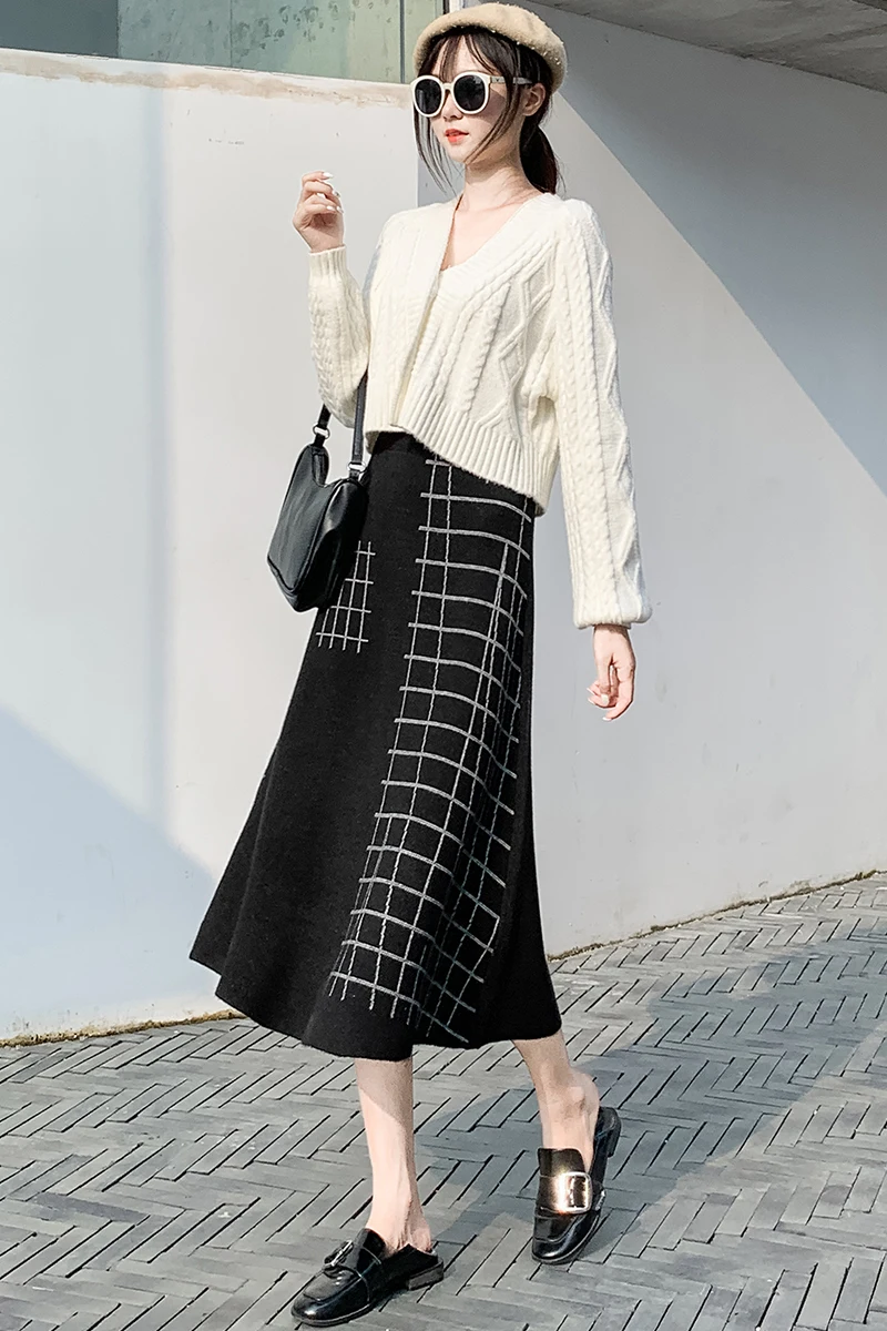 

2020 Autumn Winter Knit Women Skirt High Waist Ladies Sweater A-Line Skirt Patchwork Black Color Free Size Brand Clothes