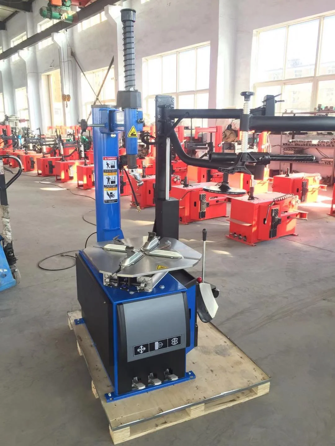 Заводской шиномонтажный станок для продажи дешевые шинообменники инструменты