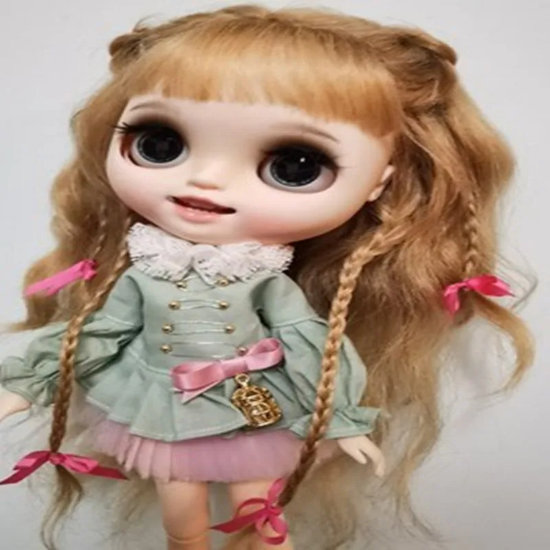 

Doll clothes suit for blyth