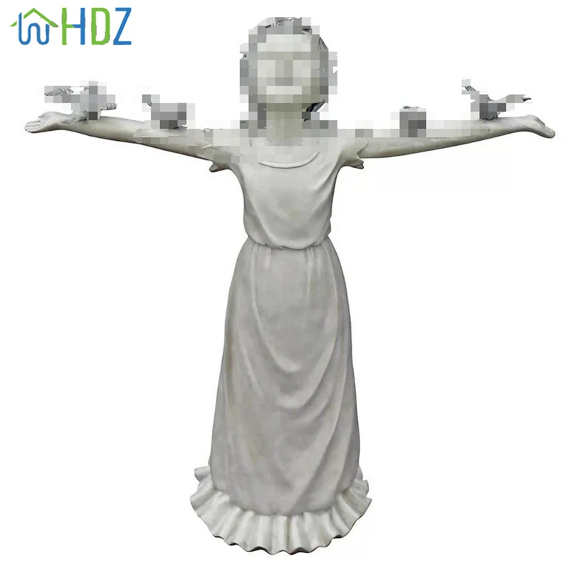 

Carrying little girl standing garden statue 3D stereo resin crafts ornaments