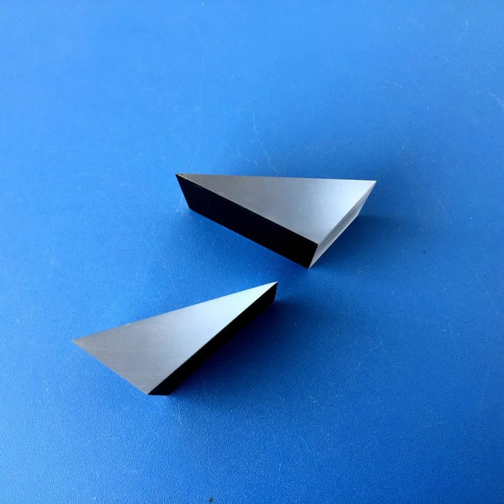 Треугольная призма обработки заводского стекла под заказ 97 5 градусов лазерное