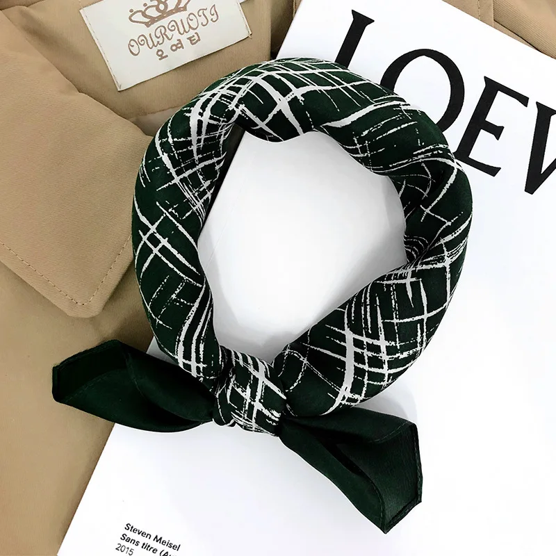 

New 2020 Hijab Winter Brand 100% Mulberry Silk Small Square Scarf Female Personality Scarves Professional Bandana Foulard