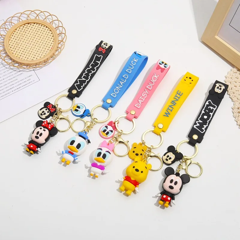 

2021 New Cartoon Mickey Minnie Keychain Cute Creative Couple Car Key Chain Bag Pendant