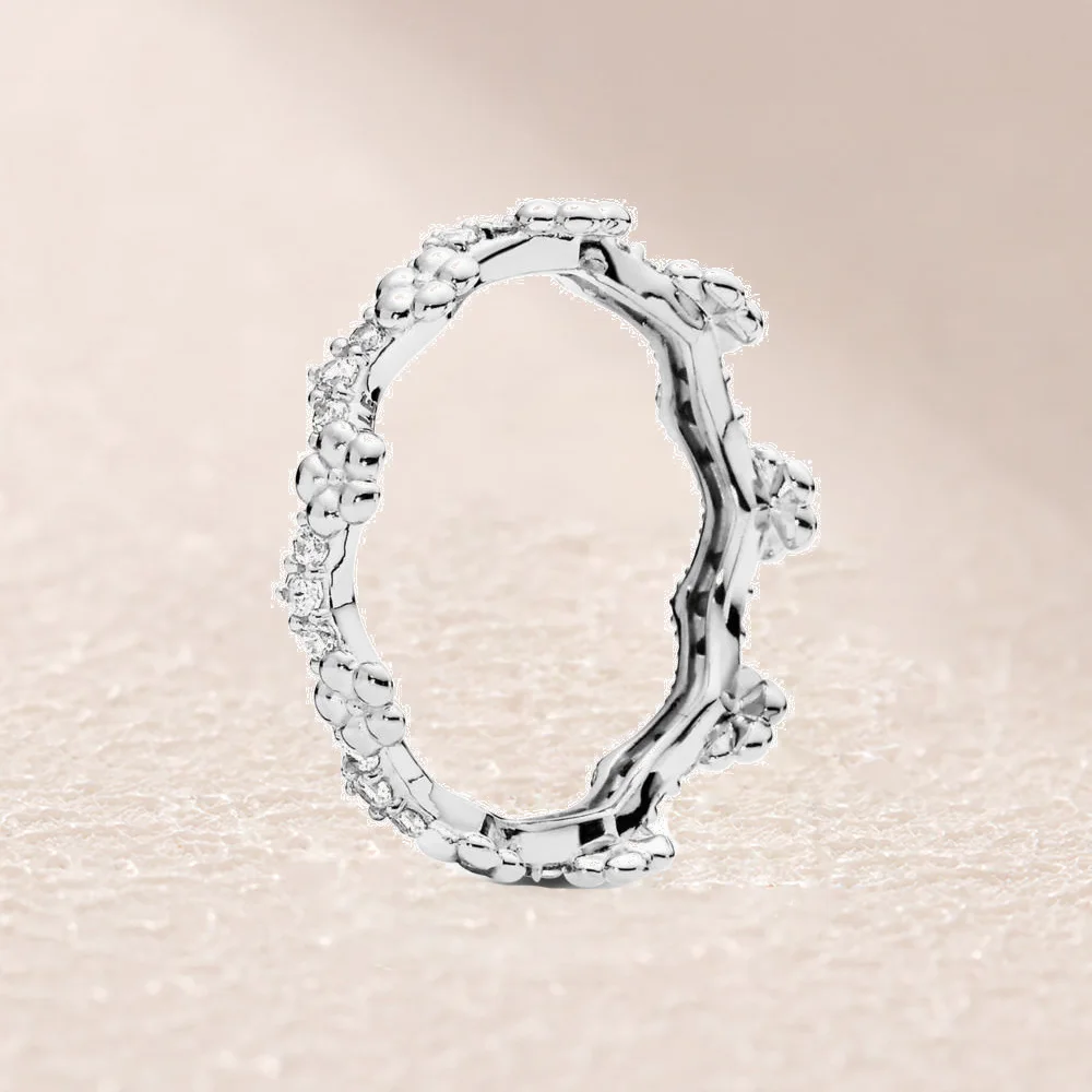 

197924CZ Flower Crown Ring