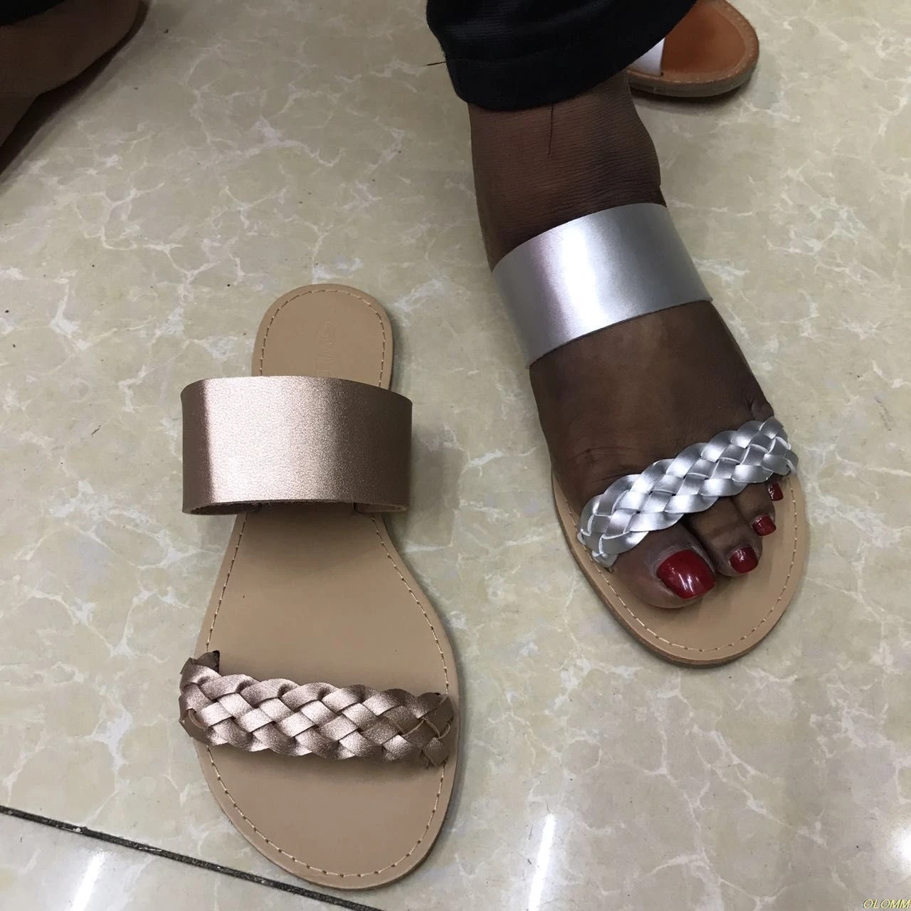 

Women Shoes Ladies Spring Summer Flat Heel Strap Slippers Beach Sandals Roman Shoes Flat Sandals sandalias mujer 2020 New