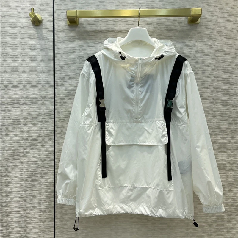 

Куртка женская тонкая нейлоновая с капюшоном, модная ветровка на молнии, с большими карманами, защита от солнца, весна-лето