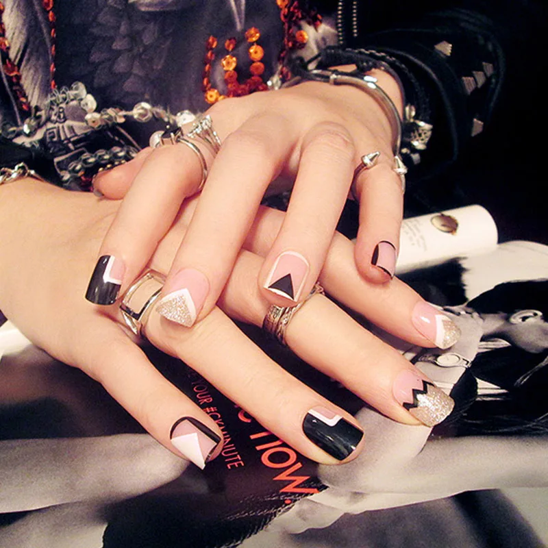 Искусственный ноготь продукт геометрическая фигура блеск черный край угол