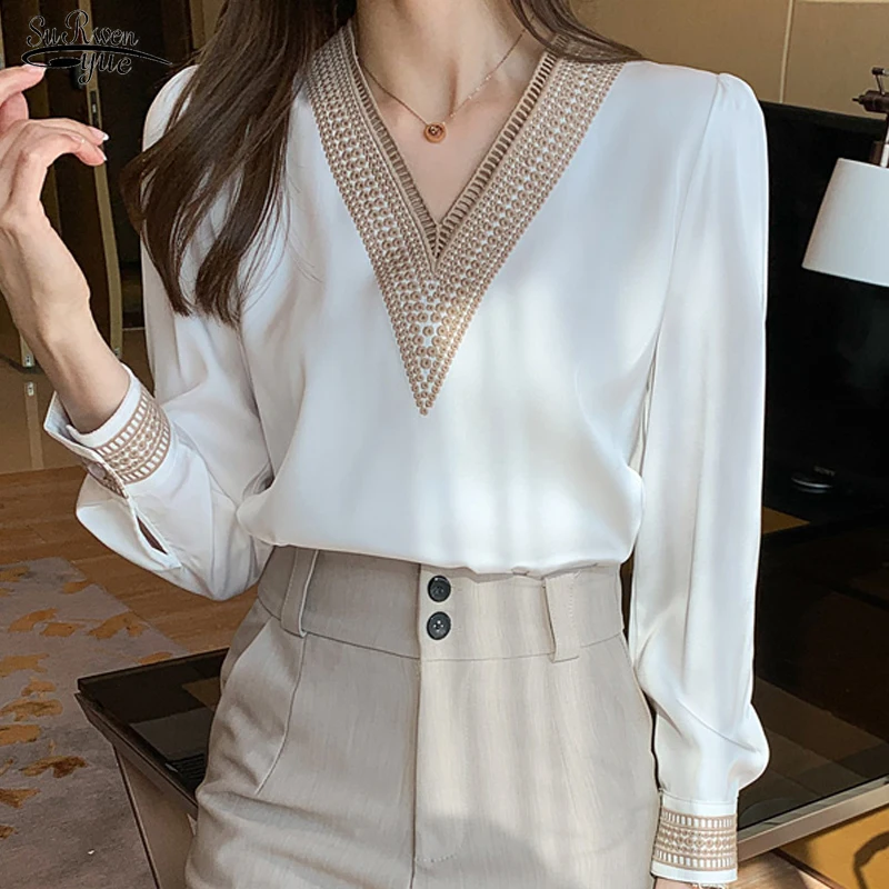 

2022 Spring Office Lady Long Sleeve Blouse Fashion Solid V Neck Chiffon Blouses Women Tops Pleasure Clothing Loose Blusas 13366