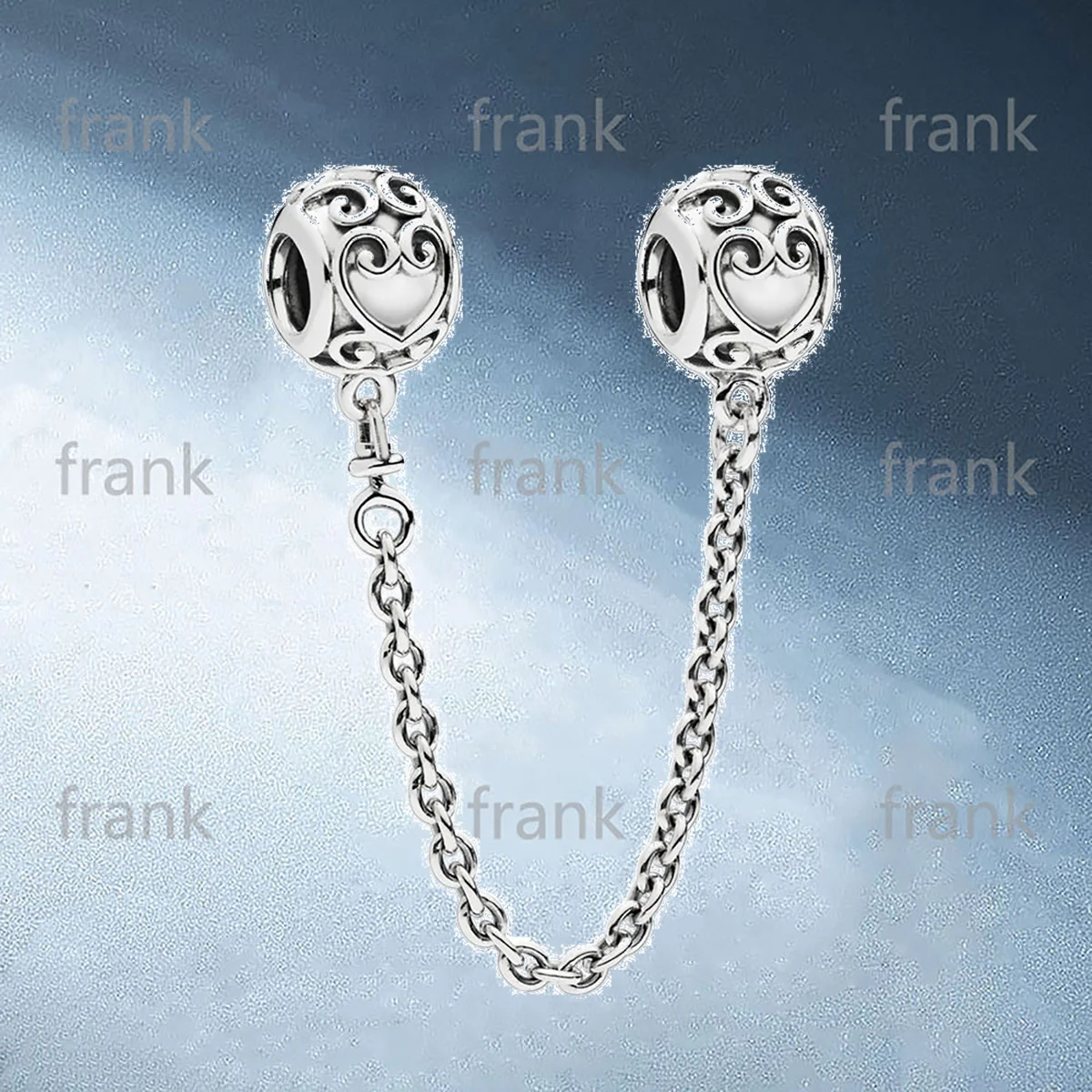 

797036 ENCHANTED HEART SAFETY CHAIN