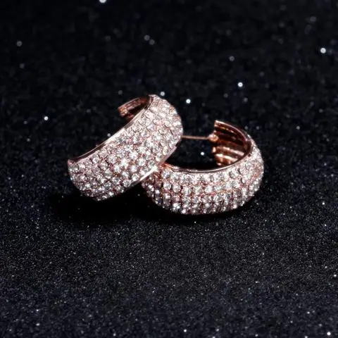Серьги-кольца женские кружевные с кристаллами цвета розового золота