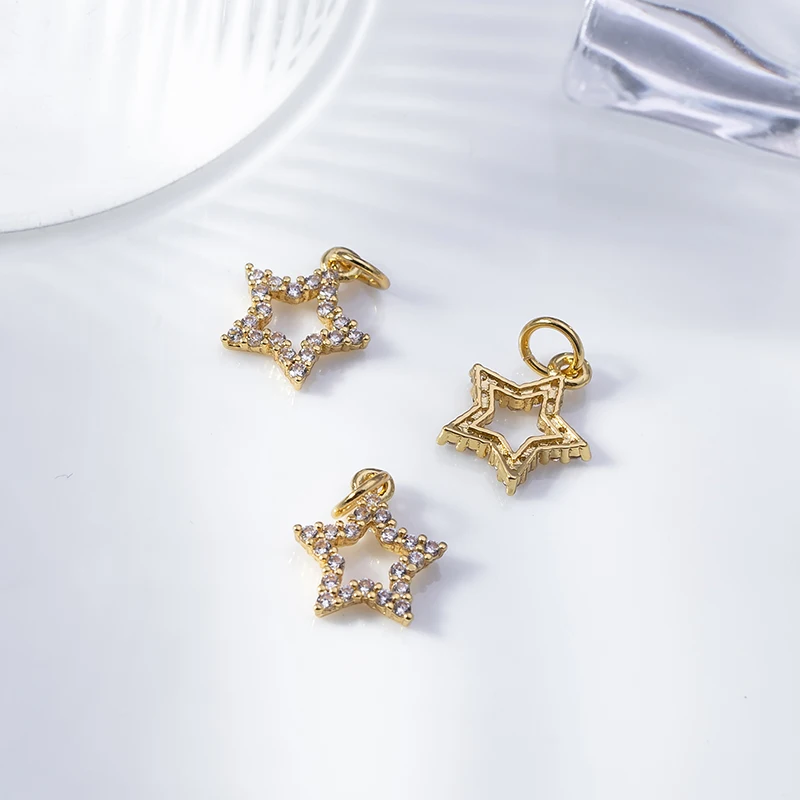 

С вакуумным напылением нитрида титана золото перфорацией в виде звезд Циркон латунные Подвески Медь плавающая подвеска для изготовления ю...