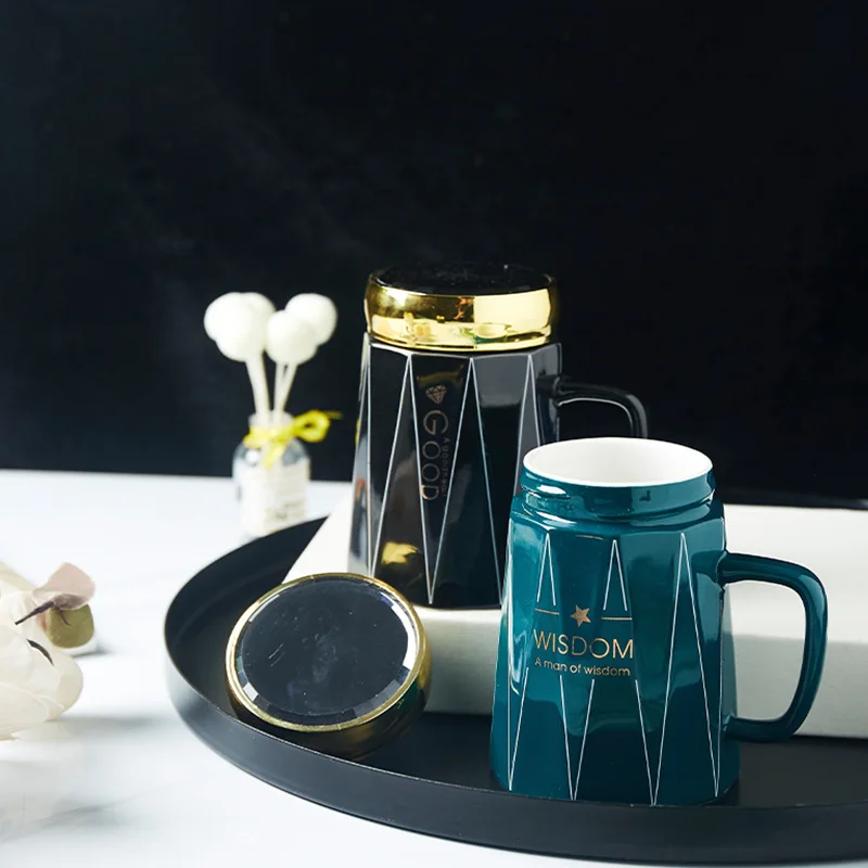 Веселая жаркая белая керамическая кружка в скандинавском стиле современный