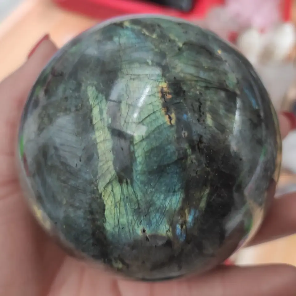 

1pcs 8-9cm crystal sphere Natural beatiful light Labradorite Ball quartz stone Orb Healing