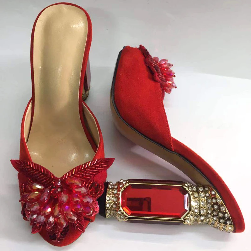 Женские шлепанцы обувь 2019 блестящая женская черные красные свадебные туфли без