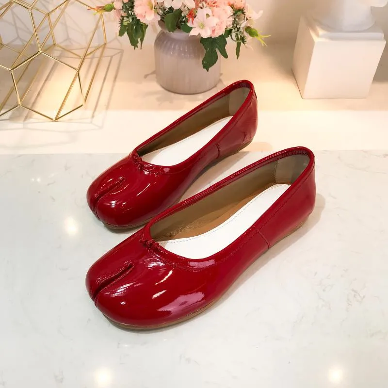 Женские пляжные туфли на низком каблуке удобные плоской подошве с раздельным