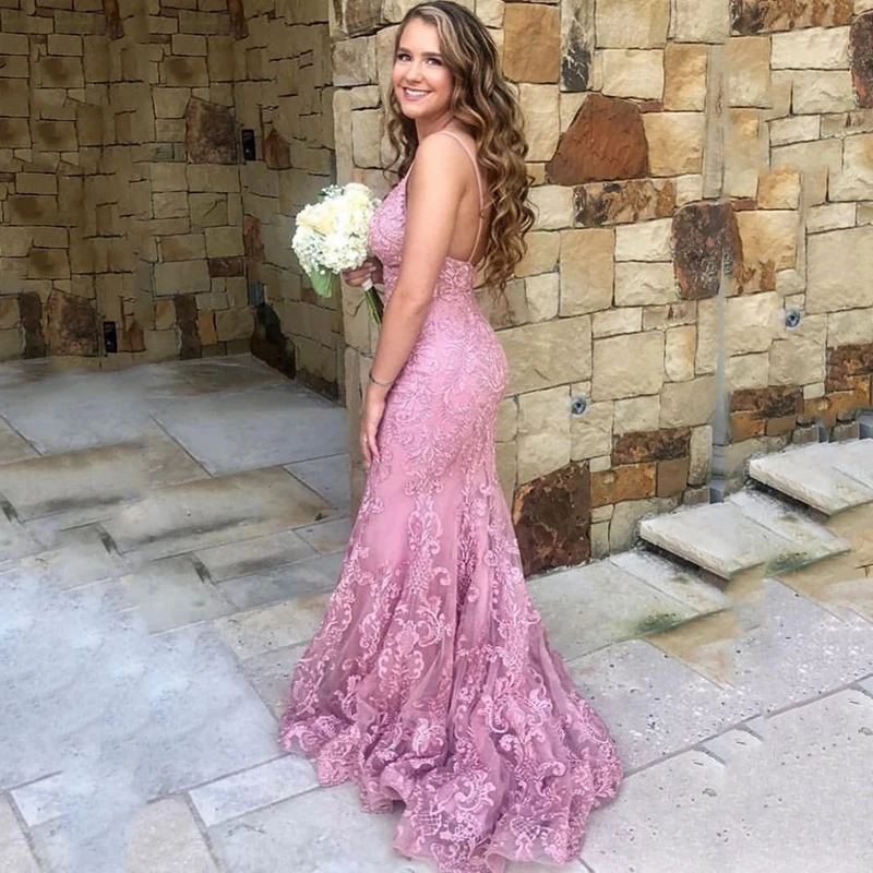 Вечернее платье Русалка 2020 на бретелях с кружевной аппликацией v образным