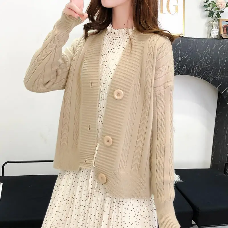 Женский трикотажный кардиган с V-образным вырезом и длинным рукавом |