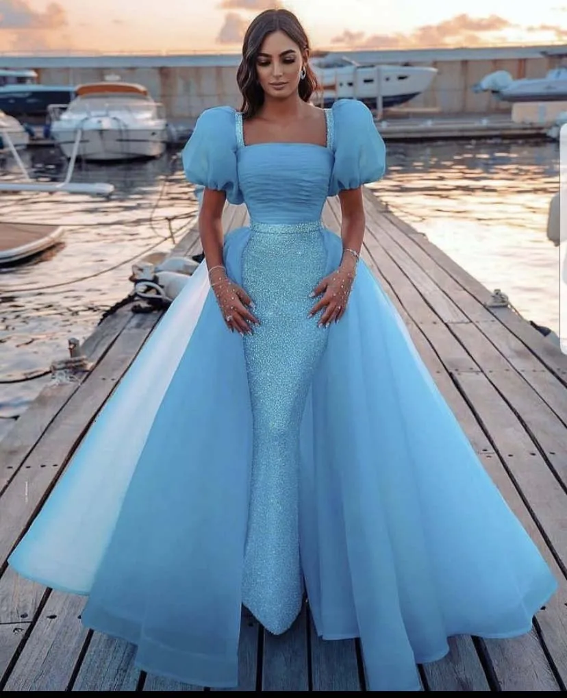 2021 Fashion Prom Dresses Square Pleated Short Sleeve Bling Bling Blue Vestidos De Formature with Overskirt