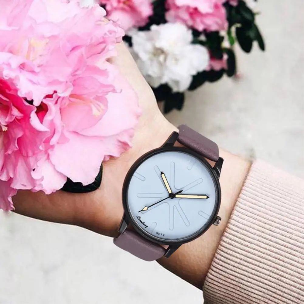 Модные женские студенческие часы без номера аналоговые с круглым циферблатом