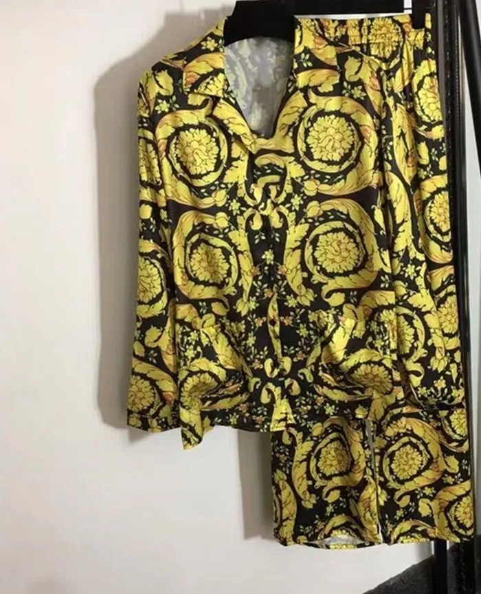 

New Women Two Piece Sets Long Sleeve Turn Down Collar Tops Elasitc Waist Wide Leg Pants Female Printed Two Piece Set Loose Suit