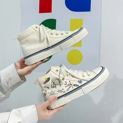 

graffiti spring canvas high-top Feiyao shoes female students leisure board leisure shoes Walking shoes