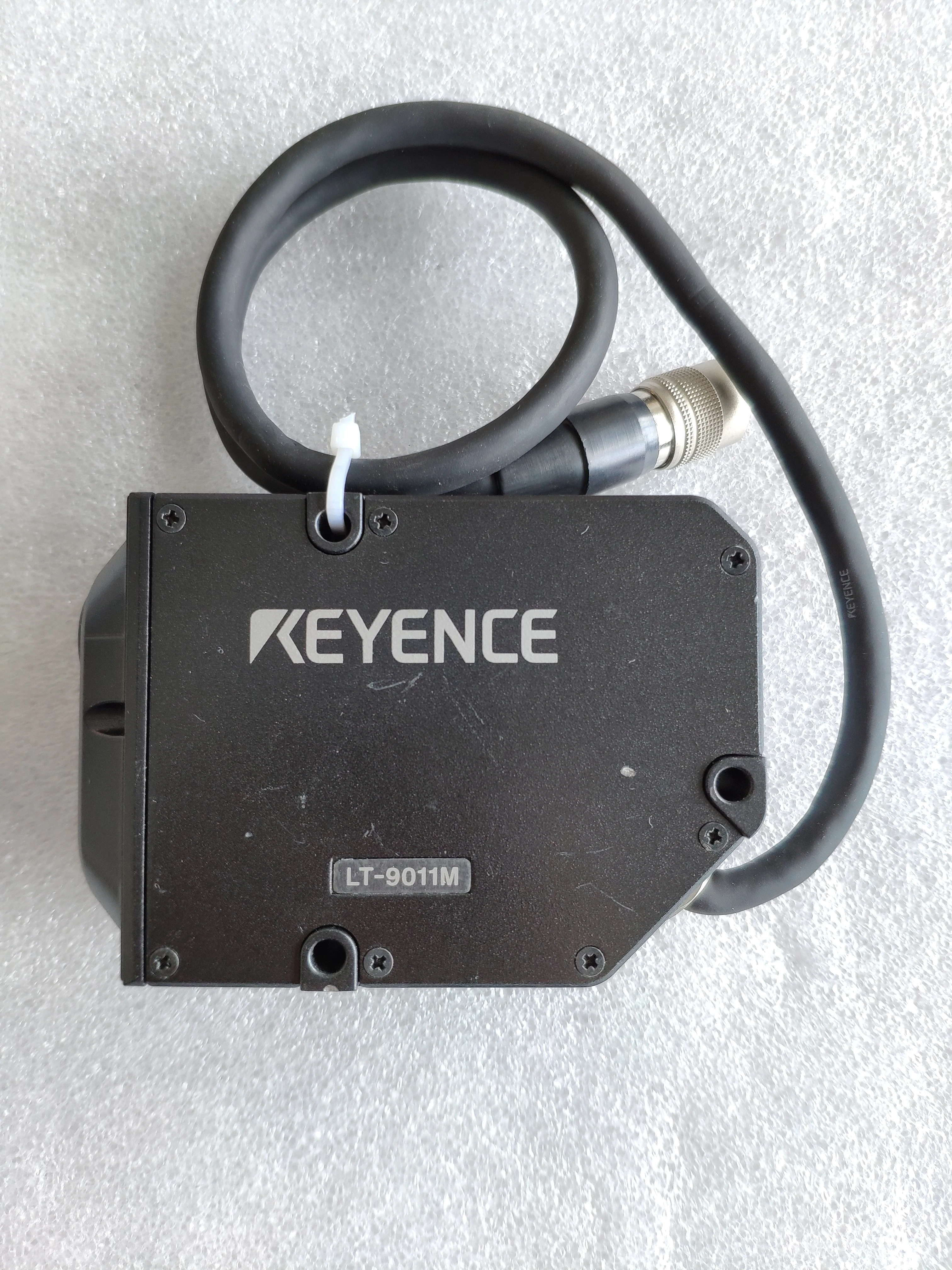

Japan KEYENCE LT-9011M/LT 9011M Новинка на (цена договорная)