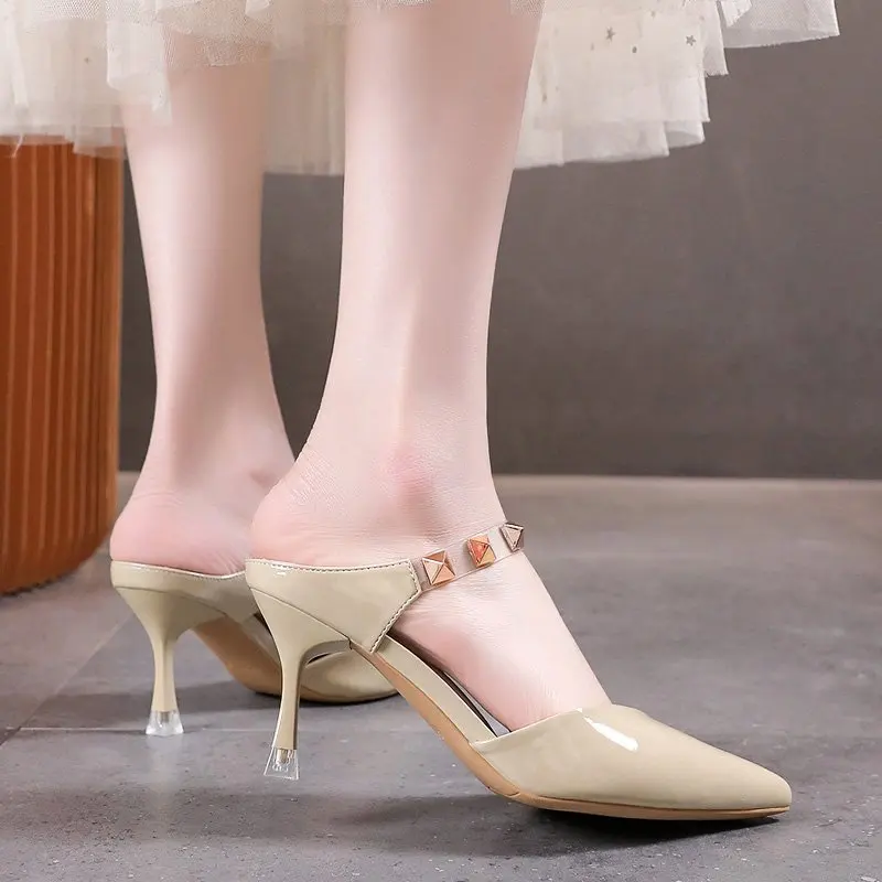 

Rivet Shoes Cover Toe Thin Heels Ladies' Slippers Slipers Women Luxury Slides Heeled Mules Med Pointed 2021 Designer Soft High R