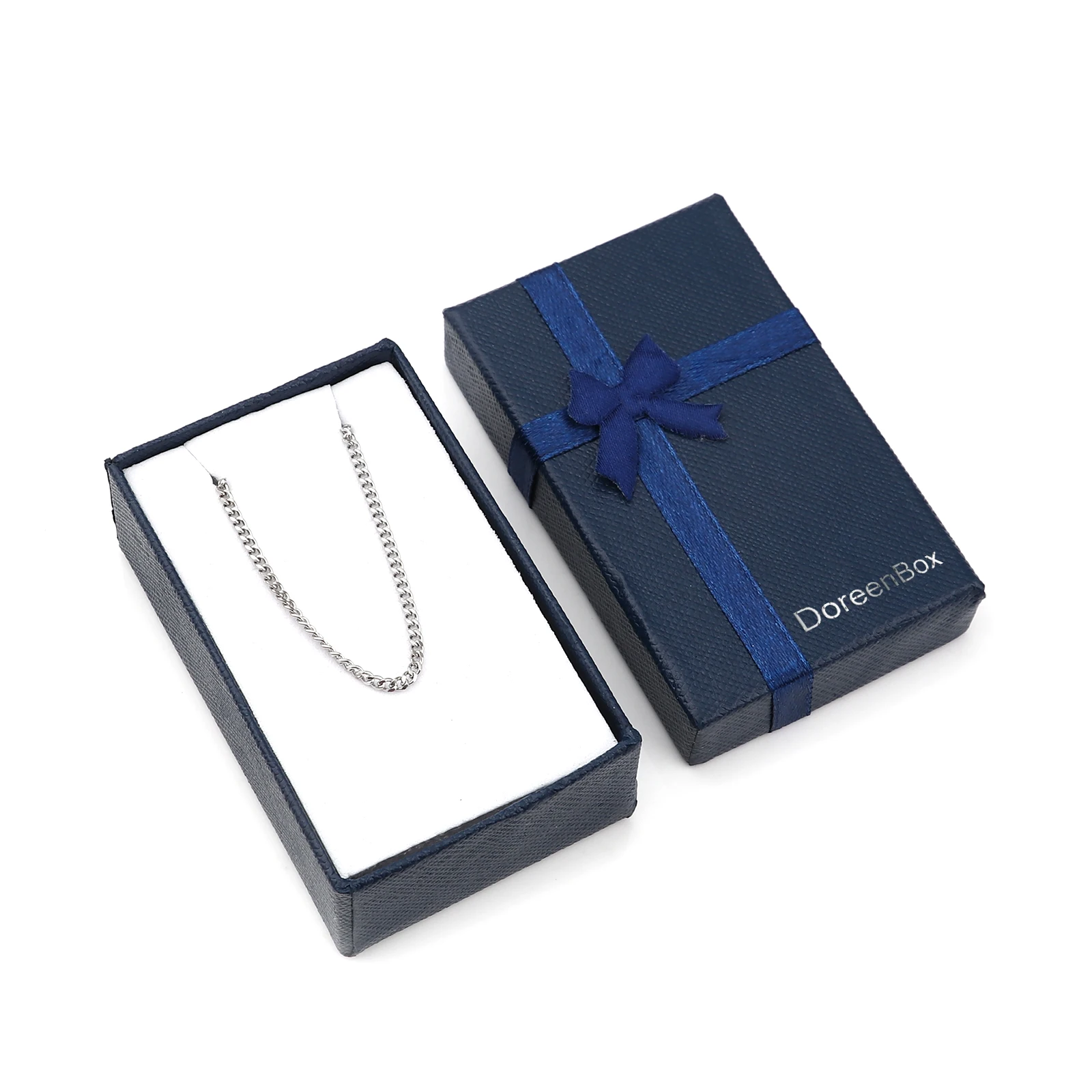 

Цепочка серебряного цвета с застежкой-лобстером, около 60 см, 1 шт.