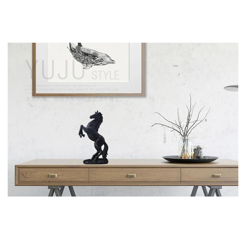 

Статуэтка в виде лошади из смолы, современные фигурки животных для дома, гостиной, украшение, рождественские подарки, домашний декор на полк...