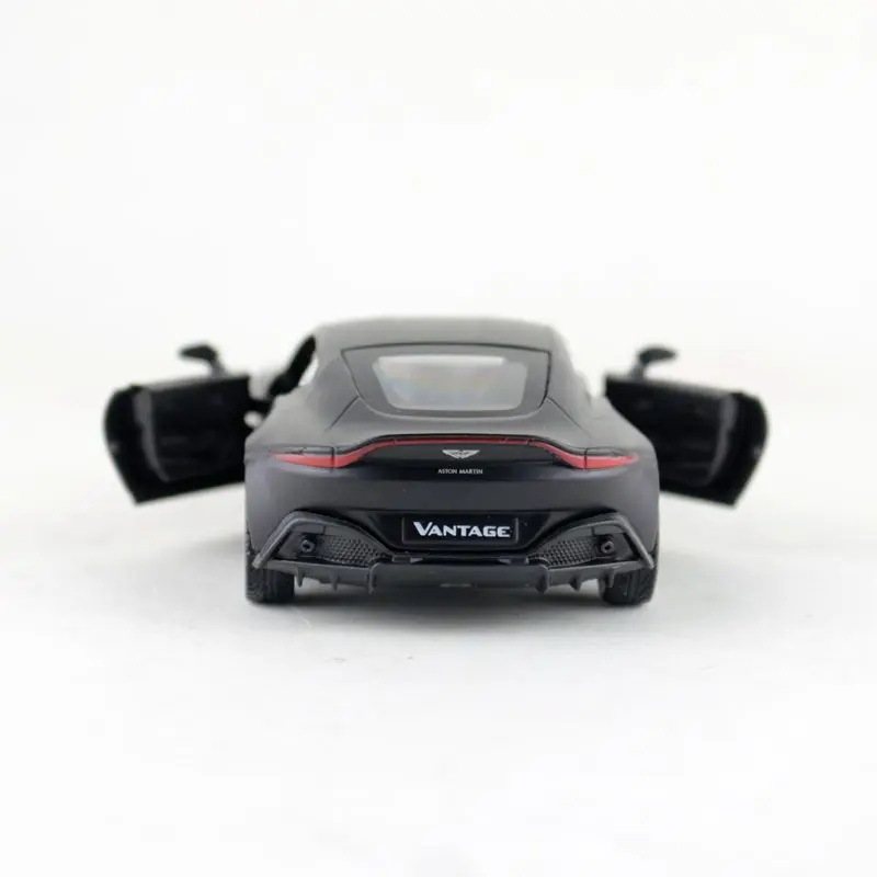 RMZ город/1:36 Масштаб/Литье под давлением металлическая игрушка модель/Aston Martin Vantage Супер Спорт/образовательный автомобиль/подарок/Коллекция/коробка