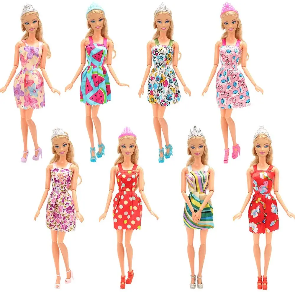 

40Pcs/Set Barbies Doll Accessories=10 Clothes+10 Shoes+10 Hangers+5 Glasses+2 Necklaces+2 Earrings+1Handbag Barbies