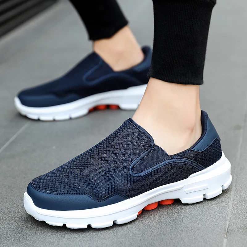 Mesh Shoes Men Casual Lightweight Breathable Sneakers For Men Slip-On Comfortable Krasovki Men Flats Shoes Zapatillas Hombre