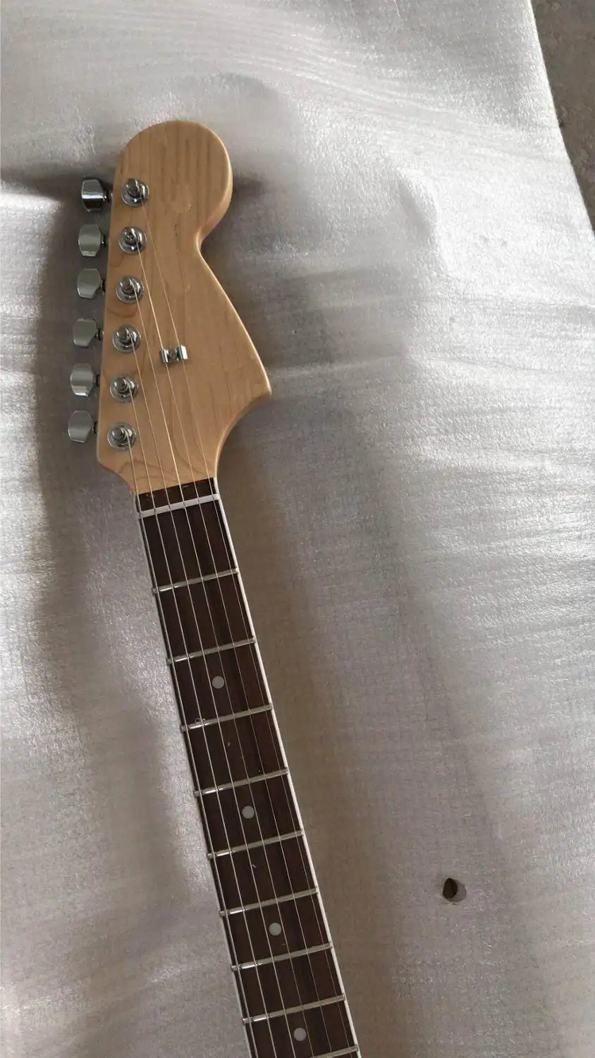 Бесплатная доставка новая китайская гитара модель электрической гитары Jaguar в